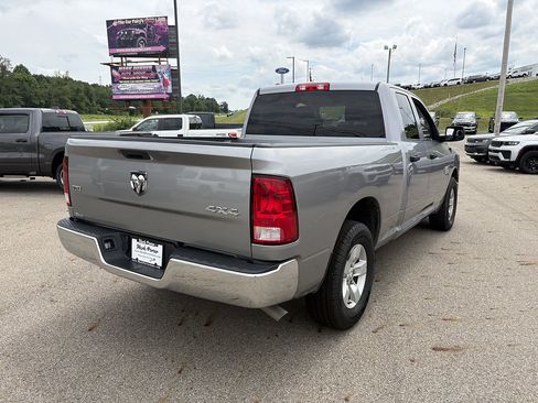 Used 2024 RAM 1500 Classic SLT AWD/4WD image 5