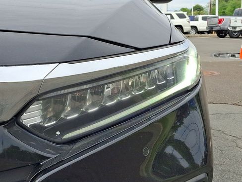 Used 2018 Honda Accord Touring image 29