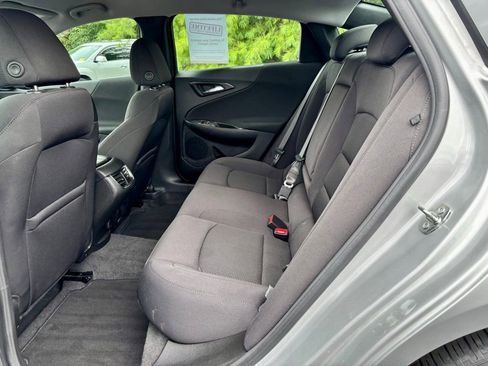 Used 2021 Chevrolet Malibu LT image 16