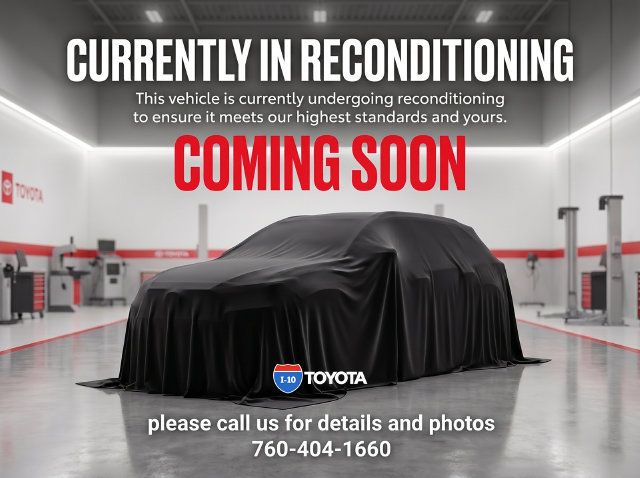 Used 2020 Subaru Outback Premium AWD/4WD image 1