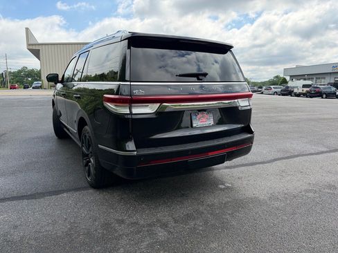 Used 2024 Lincoln Navigator Reserve AWD/4WD image 12
