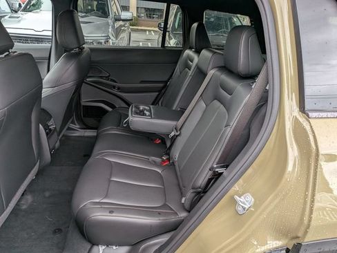 New 2026 Jeep Cherokee Limited AWD/4WD image 13