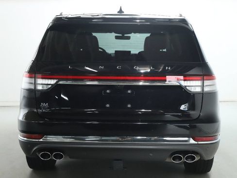 Used 2024 Lincoln Aviator Reserve w/ Elements Package Plus AWD/4WD image 41
