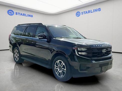 Used 2025 Ford Expedition Max Active RWD image 10