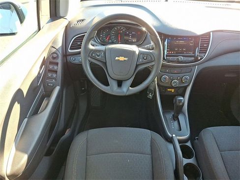 Used 2020 Chevrolet Trax LS w/ Tint and Cruise Package image 11