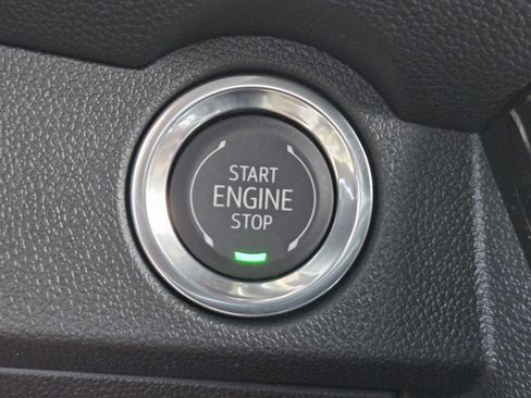 New 2026 Chevrolet Traverse LT w/ Midnight/Sport Edition FWD image 21