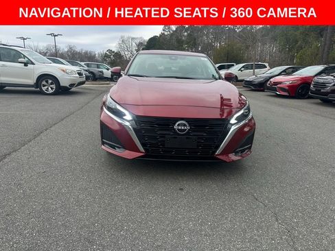 Used 2025 Nissan Altima 2.5 SL image 2