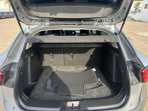 Used 2025 Chevrolet Trax LT image 29