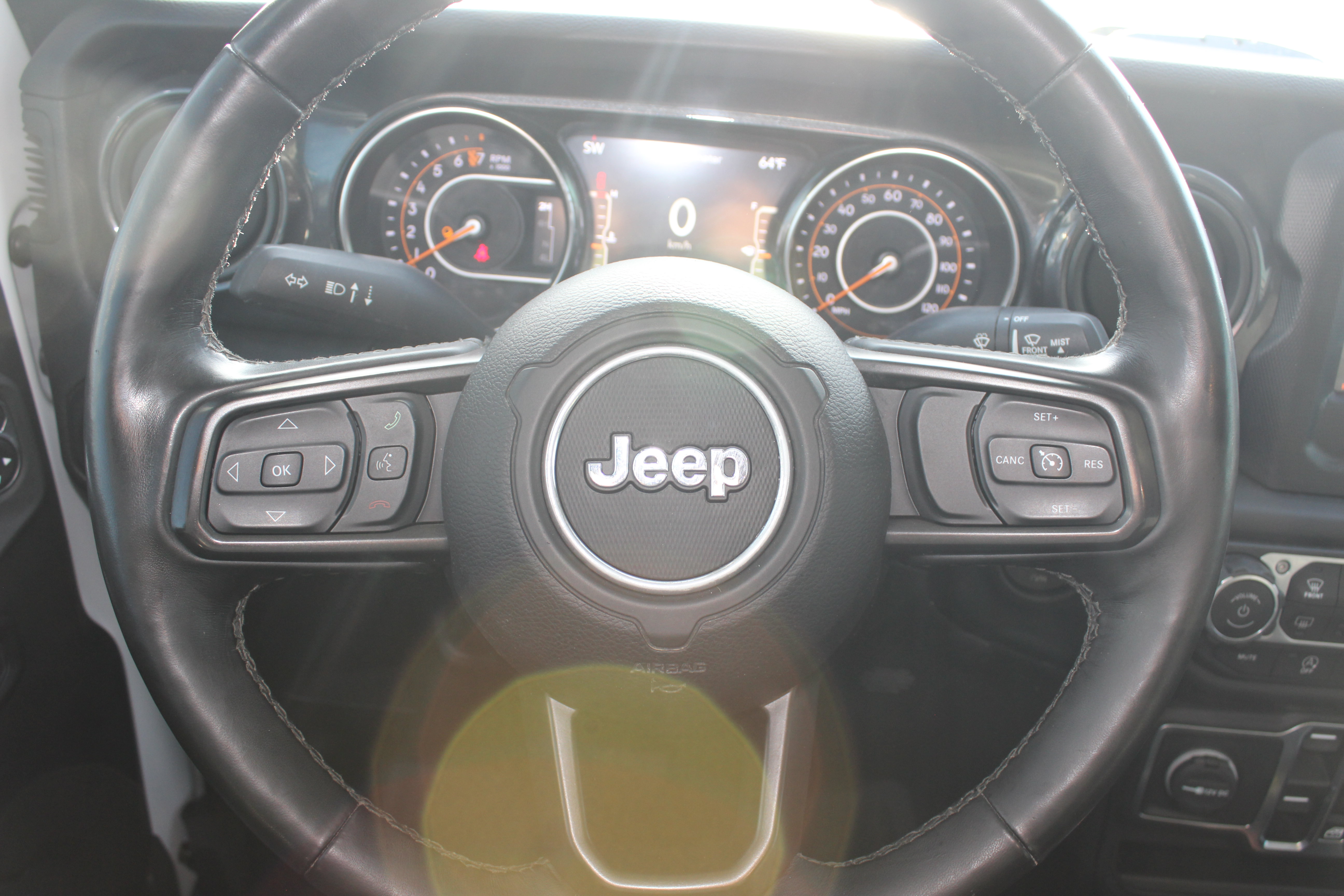 Used 2020 Jeep Gladiator Sport AWD/4WD image 15