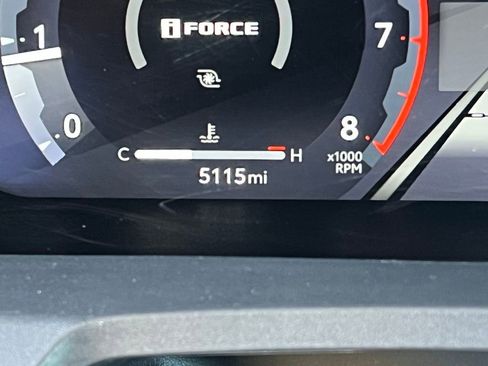 Used 2025 Toyota Tacoma Limited image 14