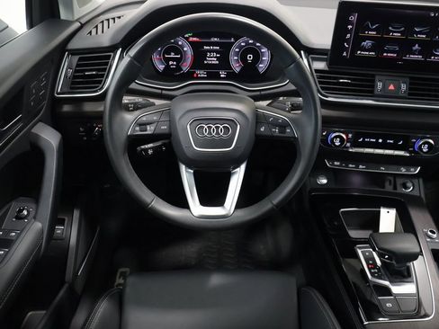 Used 2024 Audi Q5 2.0T Premium Plus w/ Premium Plus Package image 16