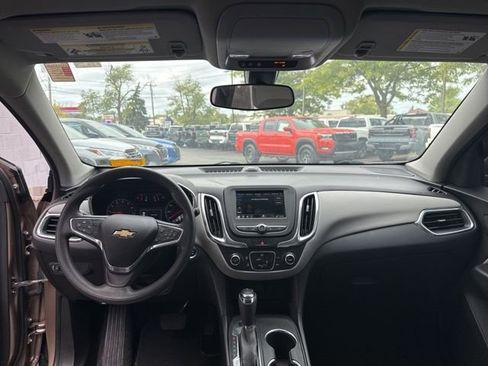 Used 2019 Chevrolet Equinox LS image 16