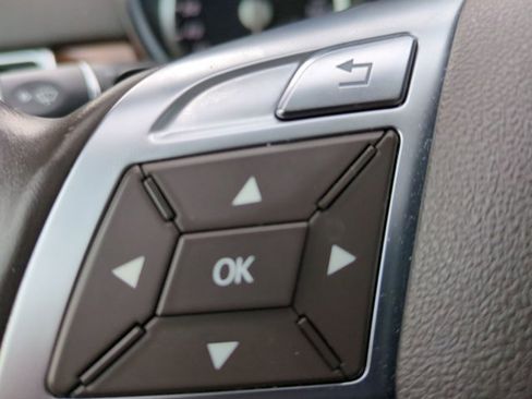 Used 2014 Mercedes-Benz GL 450 4MATIC image 17