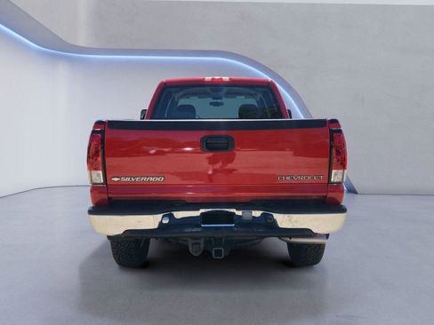 Used 2001 Chevrolet Silverado 2500 LT w/ Off-Road Skid Plate Pkg AWD/4WD image 4