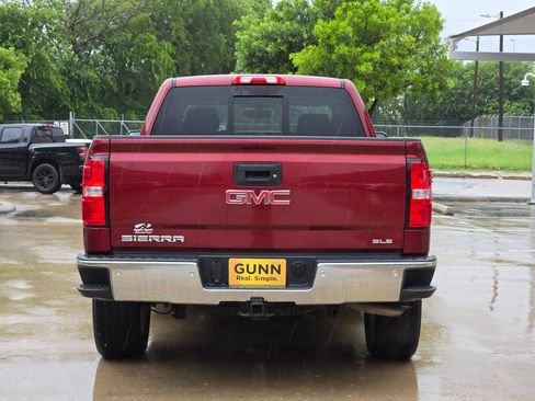 Used 2017 GMC Sierra 1500 SLE w/ SLE Value Package AWD/4WD image 4