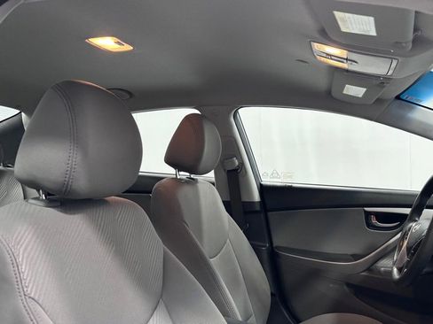 Used 2013 Hyundai Elantra GLS w/ Preferred Pkg FWD image 19