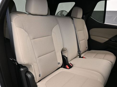 Used 2023 Chevrolet Traverse LS image 34