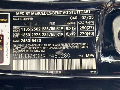 Certified 2026 Mercedes-Benz GLC 300 image 24
