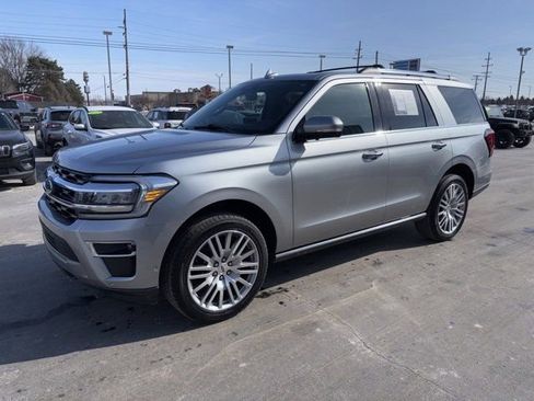 Certified 2022 Ford Expedition Limited image 20