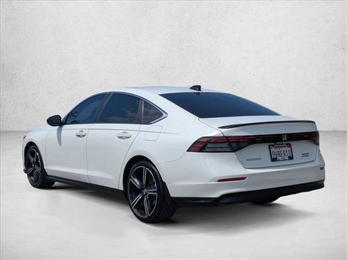 Used 2023 Honda Accord Sport image 8