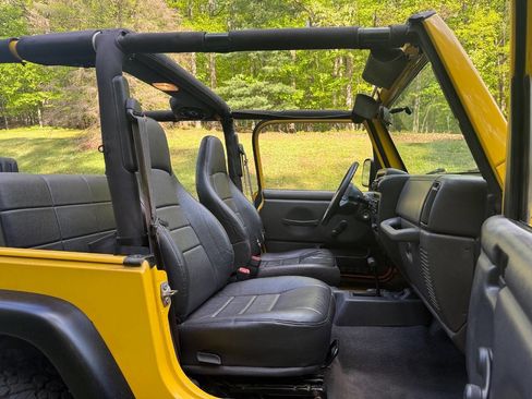 Used 2002 Jeep Wrangler SE AWD/4WD image 47