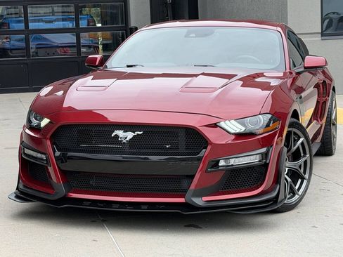 Used 2019 Ford Mustang GT Premium w/ Performance Package - Level 2 RWD image 3