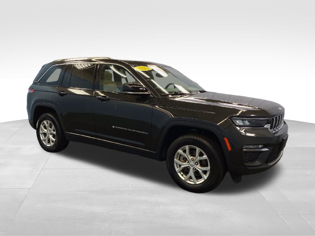 Used 2024 Jeep Grand Cherokee Limited AWD/4WD image 8