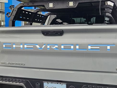 Used 2024 Chevrolet Silverado 1500 LT Trail Boss w/ Convenience Package II image 33