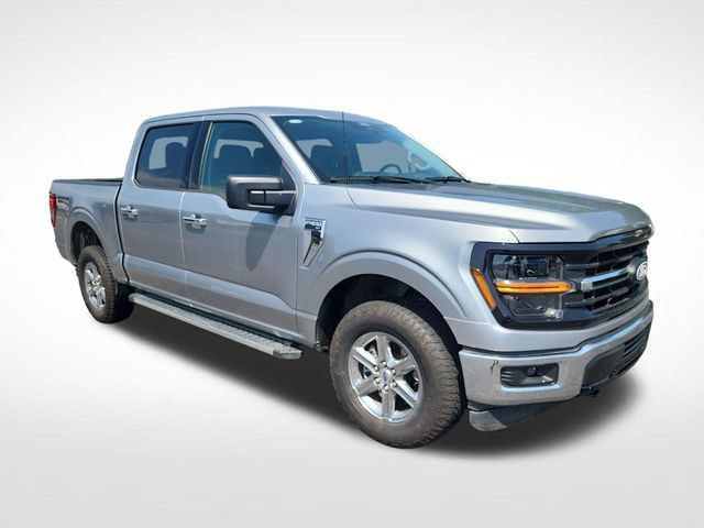 Used 2025 Ford F150 XLT w/ Equipment Group 301A Standard AWD/4WD image 7