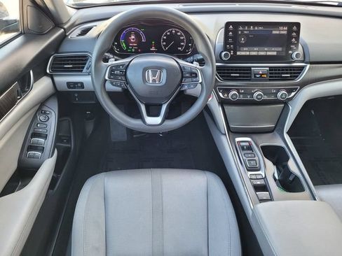 Used 2019 Honda Accord EX image 16