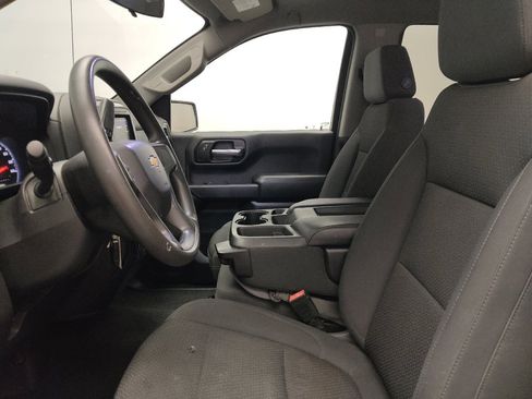 Used 2020 Chevrolet Silverado 1500 Custom w/ Custom Value Package image 17