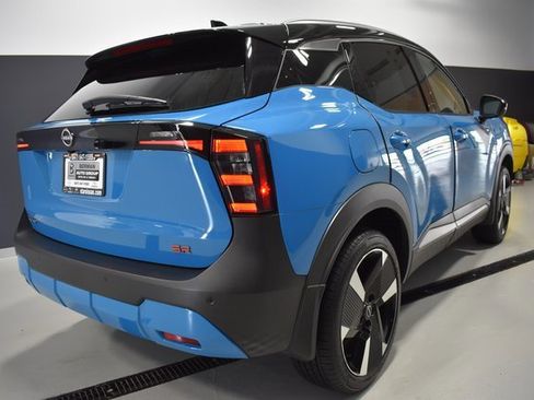 Certified 2025 Nissan Kicks SR image 8
