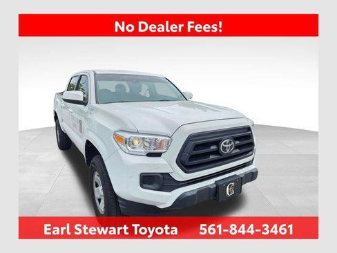 Certified 2022 Toyota Tacoma SR w/ SR Convenience Package RWD image 1