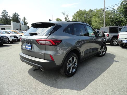 Used 2025 Ford Escape ST-Line Select AWD/4WD image 5