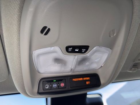 Used 2025 Buick Encore GX Preferred image 48