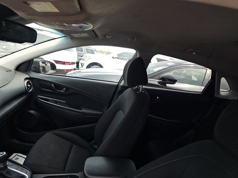 Used 2022 Hyundai Kona SEL FWD image 11