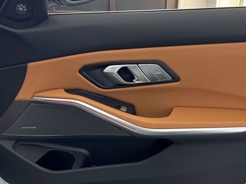 Used 2025 BMW 330i xDrive Sedan w/ Premium Package image 44