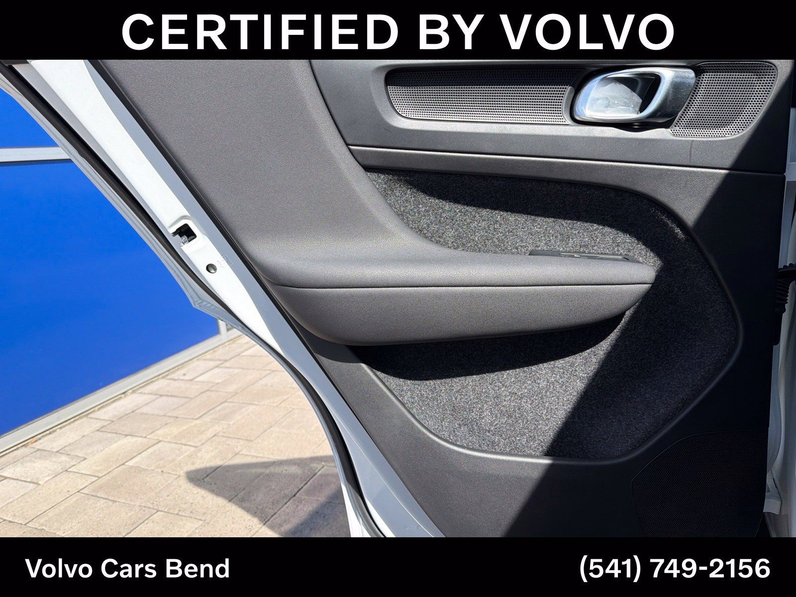 Used 2026 Volvo XC40 B5 Plus AWD/4WD image 21