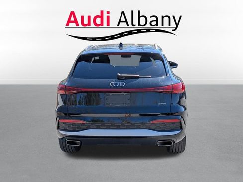 Used 2025 Audi Q5 Premium Plus w/ Premium Plus AWD/4WD image 5