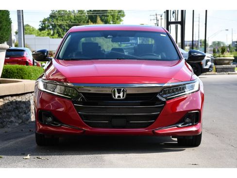 Used 2021 Honda Accord Sport image 9