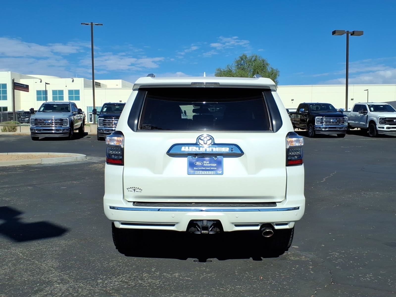 Used 2017 Toyota 4Runner Limited AWD/4WD image 4
