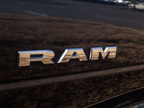 Used 2020 RAM 3500 Big Horn image 12