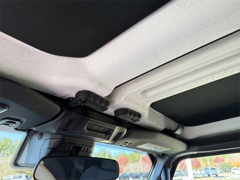 Used 2024 Jeep Wrangler Willys image 33