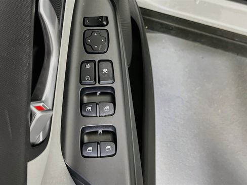 Used 2023 Hyundai Kona SEL w/ Convenience Package image 17