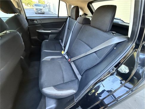 Used 2017 Subaru Crosstrek 2.0i Premium AWD/4WD image 12