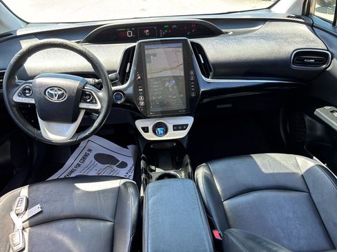 Used 2017 Toyota Prius Prime Premium w/ Carpet Mat Package image 9