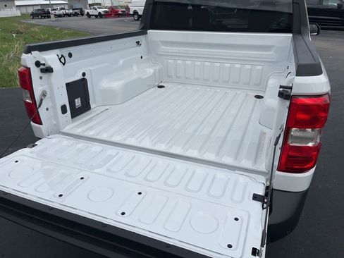 New 2026 Ford Maverick XLT image 12