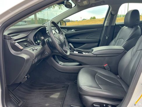 Used 2019 Buick LaCrosse Essence w/ Sun and Shade Package AWD/4WD image 4
