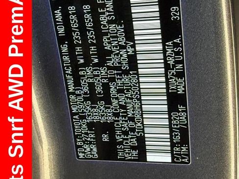 Used 2023 Toyota Highlander XLE AWD/4WD image 32