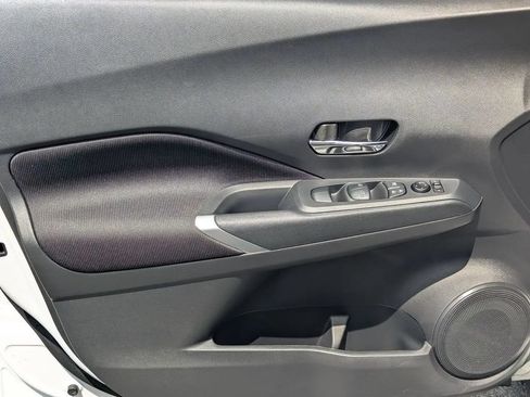 Certified 2024 Nissan Kicks SV FWD image 10